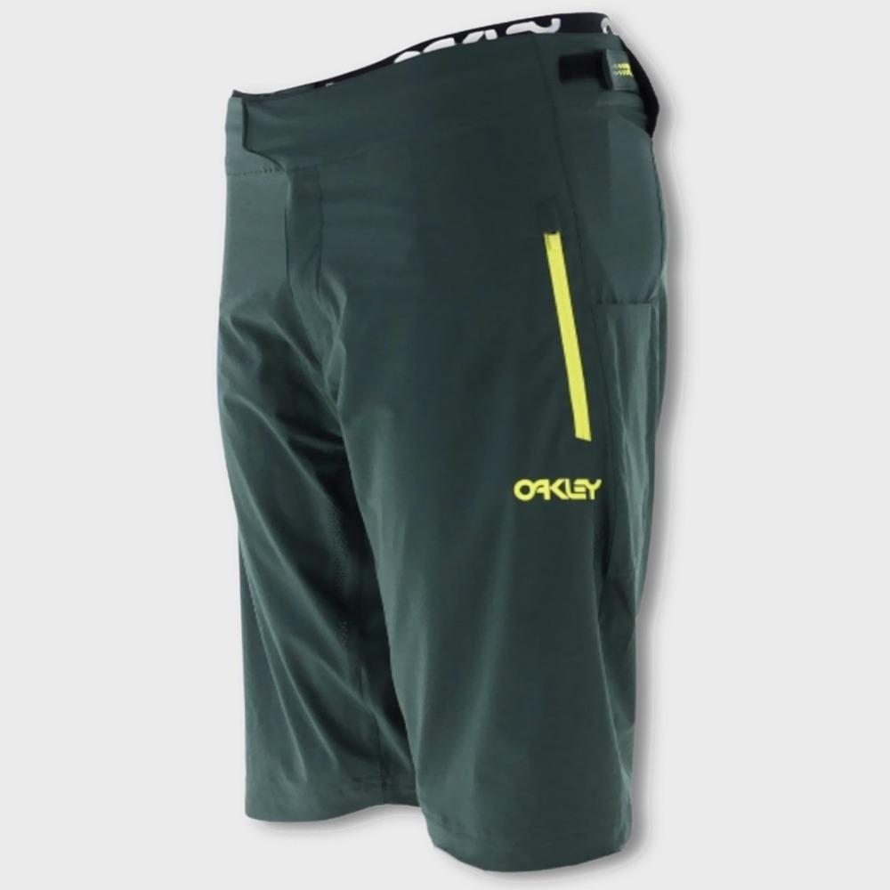 Oakley Reduct Berm Shorts w/Liner - NWT Mens Size 30 Hunter Green - #49169-H7